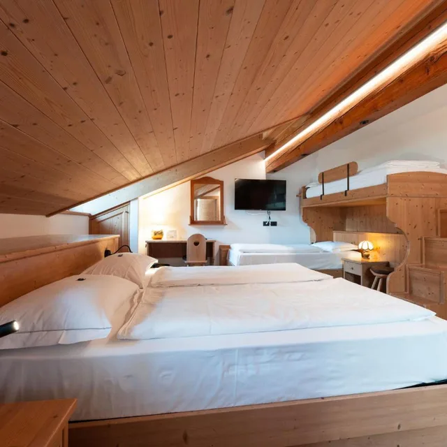 Standard, Quadruple, Hotel Piedibosco 3/10