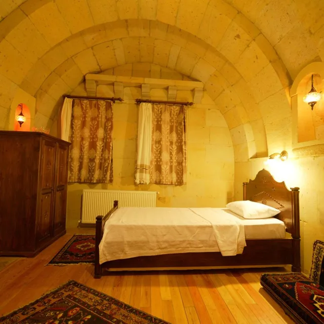 Arch, Suite، Vineyard Cave Hotel 7/10