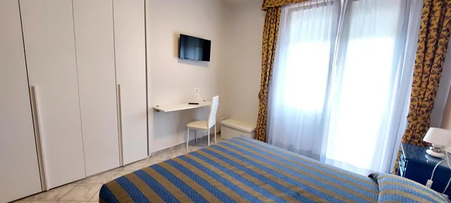 Room, Double or Twin Bed, Lateral Side Sea View, Hotel Vina Del Mar Pineta 8/9