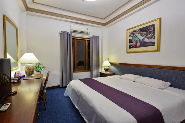 Economy, Queen Bed, No Window، The Spring Hotel 3/5