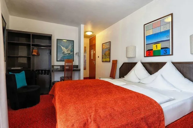 غرفة سوبيريور بسرير كوين بإطلالة على الفناء، Hotel Nymphenburg City 1/10