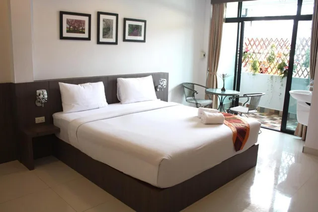 غرفة سوبيريور بسرير كينج، P-Residence 1/4