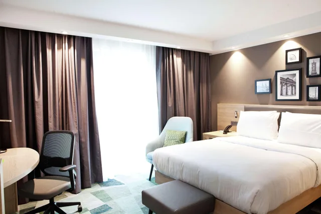 غرفة متصلة عائلية، Hampton By Hilton Berlin City East Side Gallery 2/5
