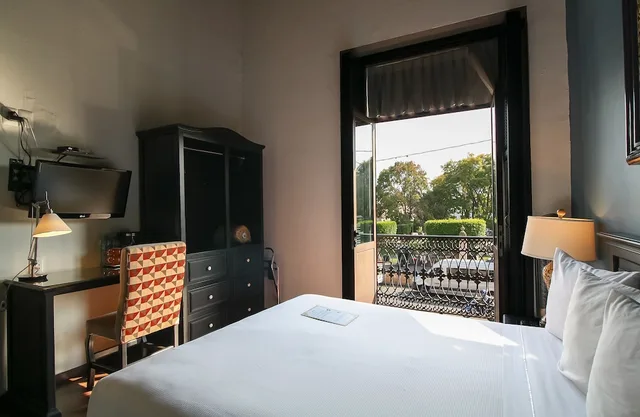 غرفة قياسية بسرير كوين بشرفة، Hotel Casino Morelia 8/10
