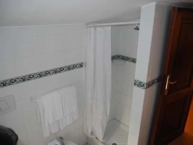 Maisonette, CORONA 8/8