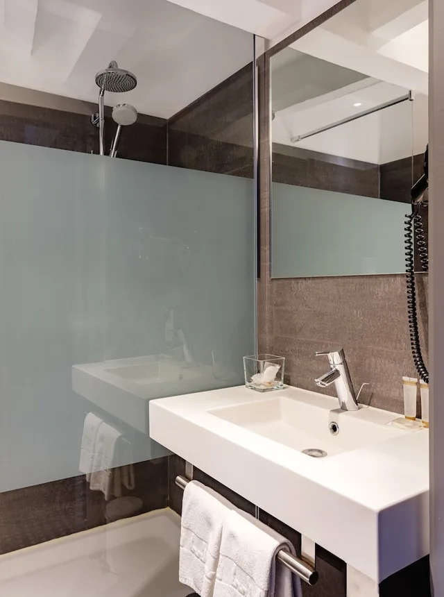 غرفة قياسية ثلاثية، Hotel Gravensteen 3/3