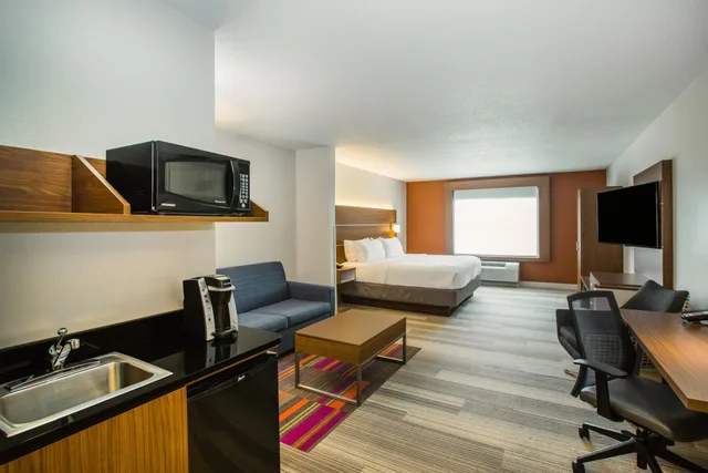 جناح بسرير كينج لذوي الإعاقة، Holiday Inn Express Hotel & Suites Bellevue-Omaha Area 1/2