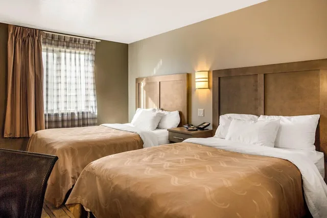 Standard, 2 Double Beds, Quality Inn Moriarty, NM 5/10