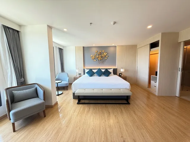 Grand, Vip, Suite, 1 King and 1 Single Beds، Wyndham La Vita Phuket 9/10