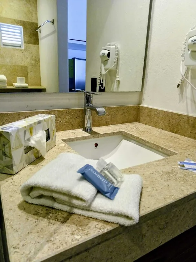 غرفة سوبيريور بسريرين مزدوجين، Calypso Cancun Hotel 2/2