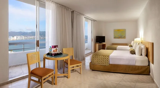 Junior Suite, 2 Double Beds, Partial Ocean View, Balcony, HS Hotsson Smart Acapulco 8/10