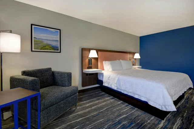 غرفة بسرير كينج لذوي الإعاقة، Hampton Inn Potomac Mills Woodbridge 2/4