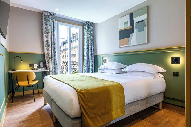 غرفة سوبيريور بإطلالة على المدينة، Hotel Montcalm 1/1