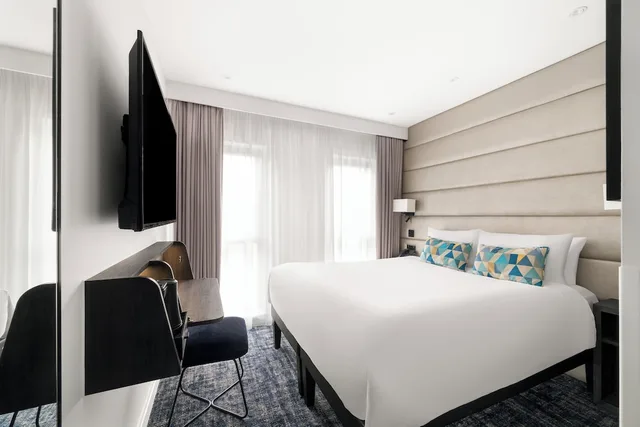 غرفة قياسية بسرير مزدوج، voco London Marylebone by IHG 3/6
