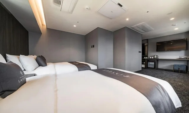 غرفة سوبيريور رباعية، Layers Hotel Hadan 2/5