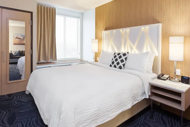 جناح بسرير كينج مع أريكة لذوي الإعاقة، Springhill Suites By Marriott Paso Robles Atascadero 1/3