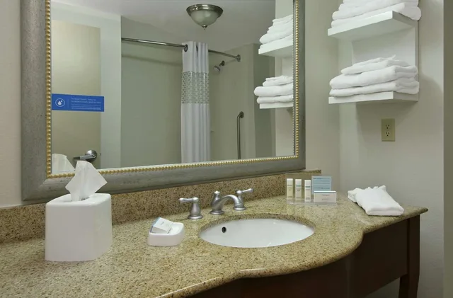 جناح استوديو بسرير كينج مع أريكة، Hampton Inn Jasper 6/10