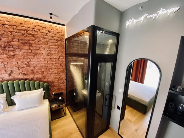 Standard, Queen Bed, Street View، RUZ Hotels Tunel 4/7