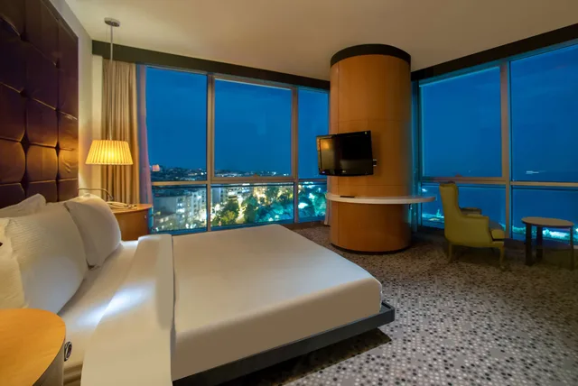 جناح عائلي بسرير كينج، Doubletree By Hilton Hotel Istanbul - Moda 1/7