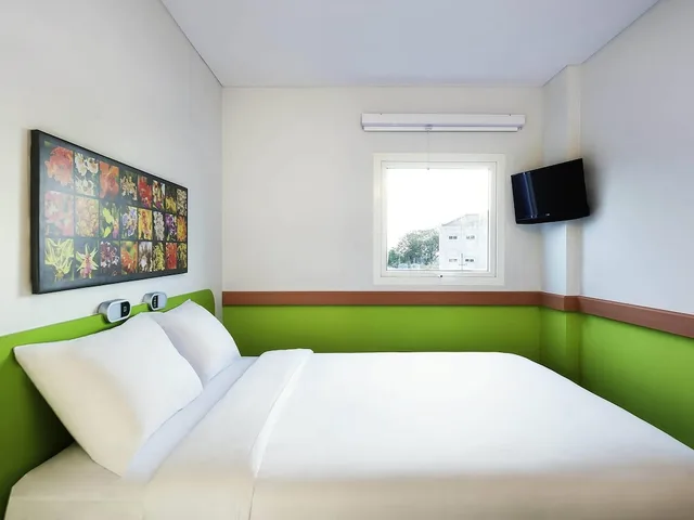 غرفة قياسية بسرير مزدوج، Ibis Budget Semarang Tendean 3/5