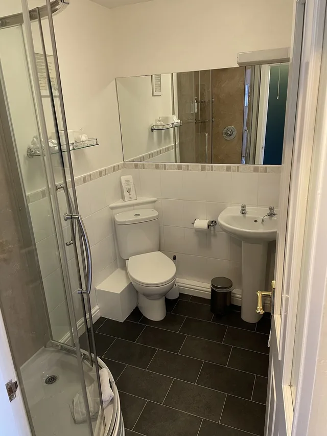 Superior, Double Bed, Kirkwood Guest House 2/2