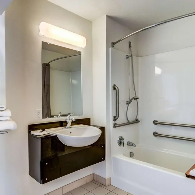 غرفة رباعية، Motel6 Fort Collins, CO 9/10