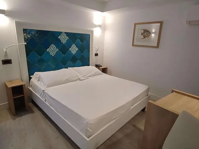 غرفة كلاسيكية بسرير كوين بشرفة، Splendid Hotel Taormina 3/5
