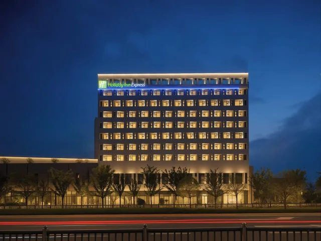 Holiday Inn Express Suzhou SIP Suliu Road by IHG، سوجو 1/50
