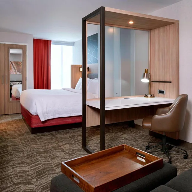 استوديو بسرير كينج مع أريكة، Springhill Suites Grand Rapids West 2/10