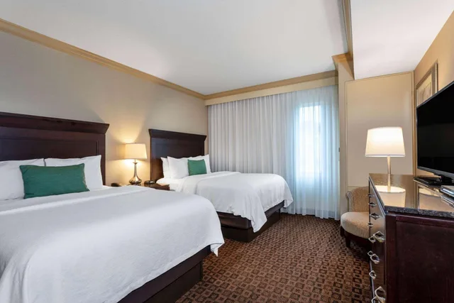 جناح بسرير كوين لذوي الإعاقة، Hawthorn Suites by Wyndham West Palm Beach 2/6