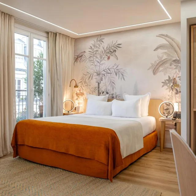 غرفة سيغنتشر بسرير كينج بشرفة، Grand Hotel Saint Michel 6/10