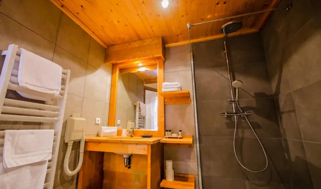Standard, Double Bed, Forest View, Le Merilys 8/8