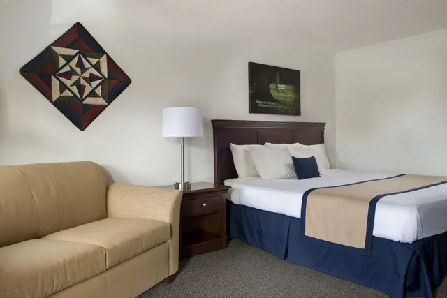 غرفة قياسية بسرير كينج، Travelers Rest Motel 2/6