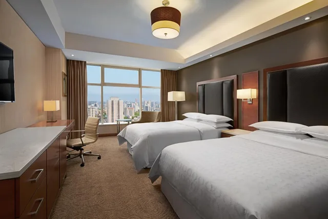 Deluxe, Twin Beds, Sheraton Changsha Hotel 5/9