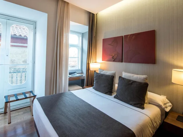 غرفة أساسية بسرير مزدوج أو سريرين منفصلين، Carris Porto Ribeira 1/10