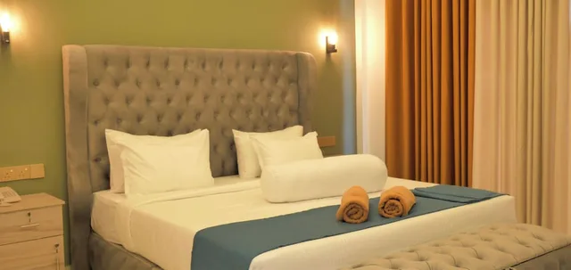 غرفة بريميير بسرير كينج، Nine Arch Holiday Resort 2/10