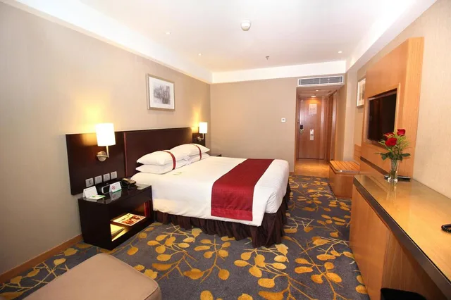 غرفة قياسية، HOLIDAY INN MACAU 2/2