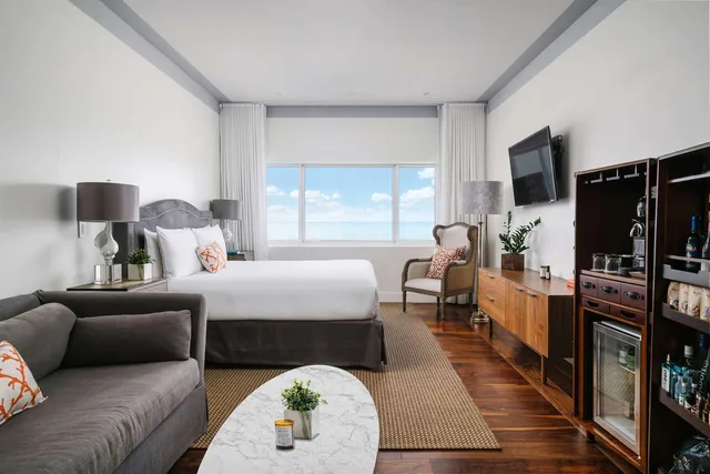 Deluxe, King Bed, Ocean Front، NAUTILUS SONESTA MIAMI BEACH 1/3