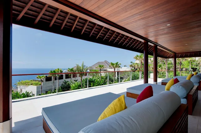 Mood، The Edge Bali 2/2