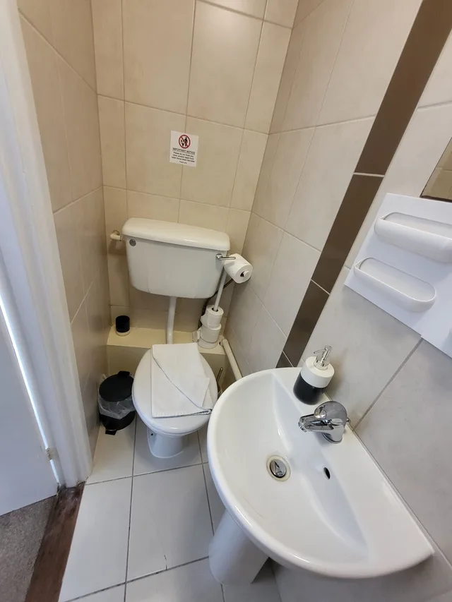 غرفة قياسية بسرير مزدوج، St George's Guesthouse 7/10