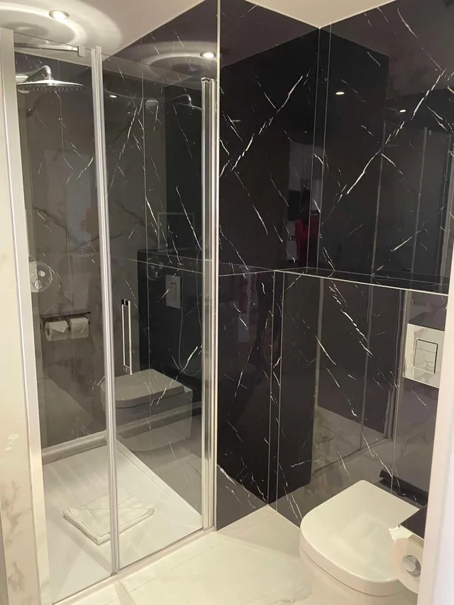 شقة بشرفة، Brit Hotel Paris Orly 8/10