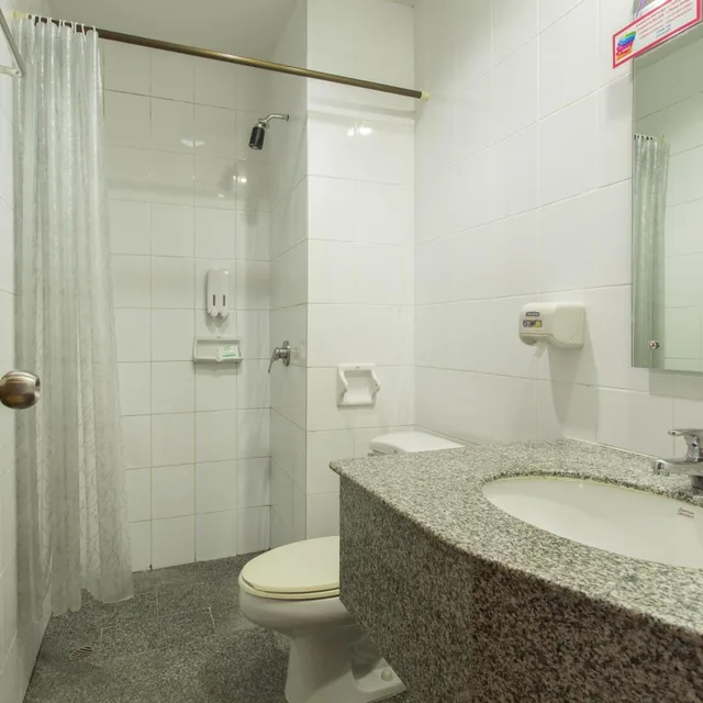 غرفة قياسية بسرير مزدوج أو سريرين منفصلين، City Hotel 7/9