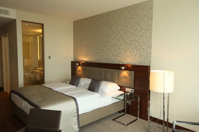 غرفة سوبيريور بسرير كينج، Schlosshotel Bad Wilhelmshohe 4/10