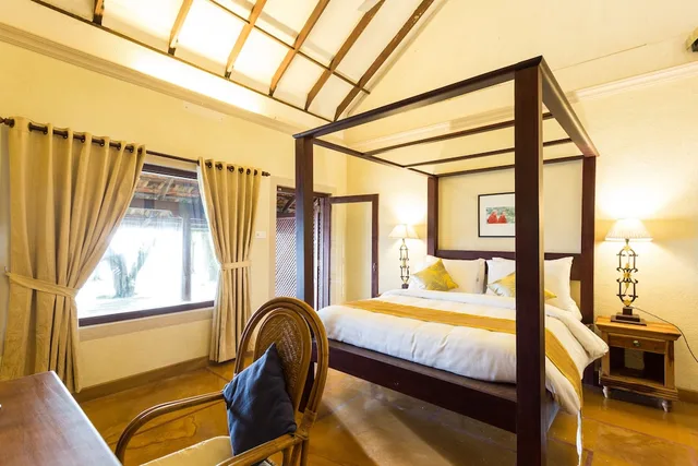 Superior, King Bed, Beach Front, Azure Tides Marari 5/10