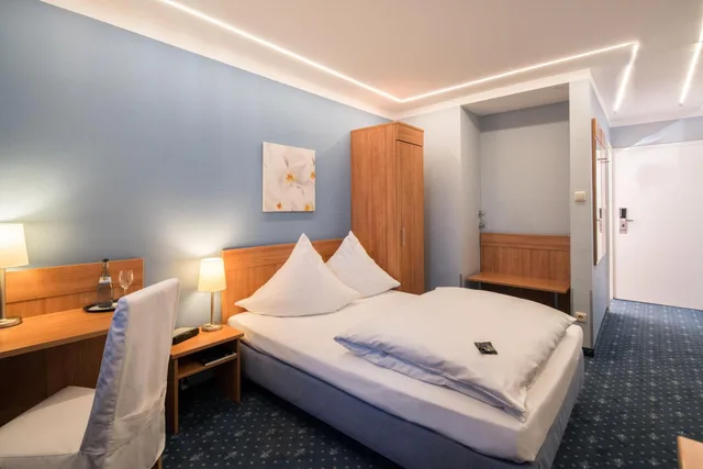 غرفة مفردة، HOTEL ISARTOR 7/10
