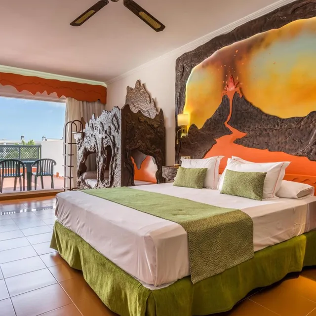 Theme, Double Bed، BLUESEA Costa Bastian 2/5