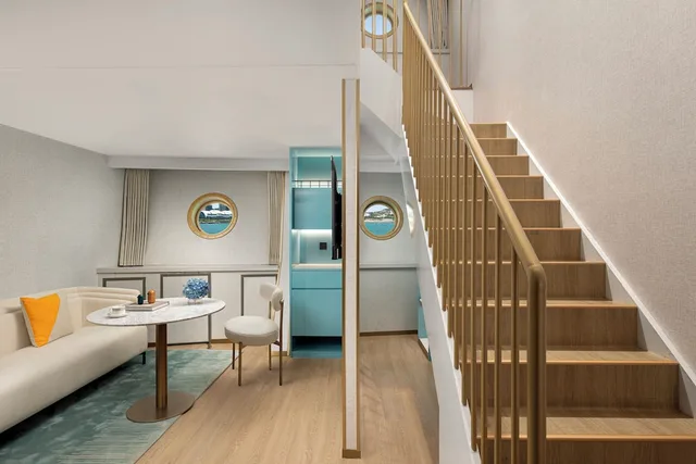 غرفة غراند بسرير كينج وسرير فردي، Voco Lianyungang Star Of Haizhoubay by IHG 4/5