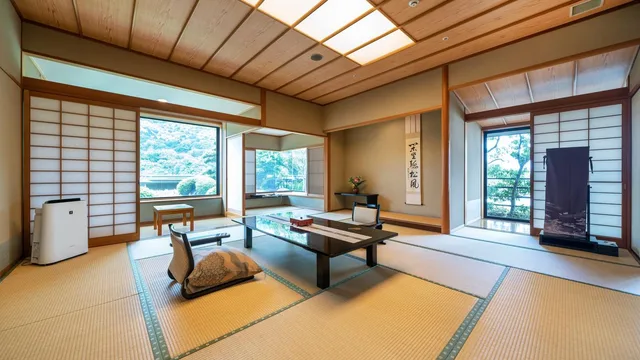 Outdoor Bath، Kotohira Onsen Kotosankaku 1/1