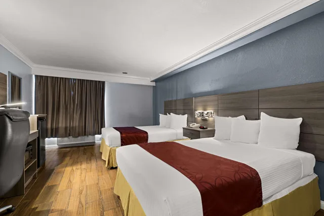 Standard, Double Bed, Best Western Moreno Hotel & Suites 2/6