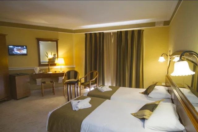غرفة بشرفة مفردة بسرير مزدوج، Soreda Hotel 1/4